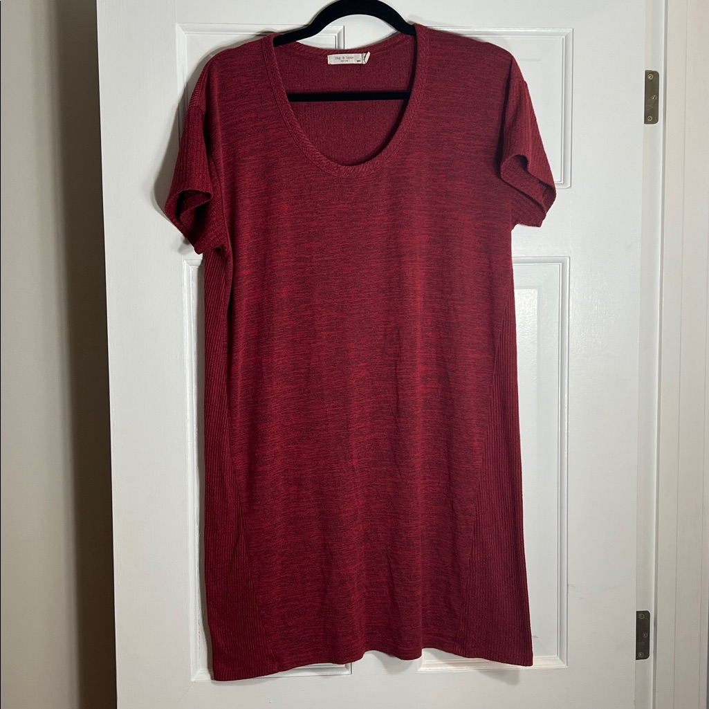 Rag & Bone Clara Scoop-Neck Short-Sleeve Torqued Tee Dress In Cranberry, Size M